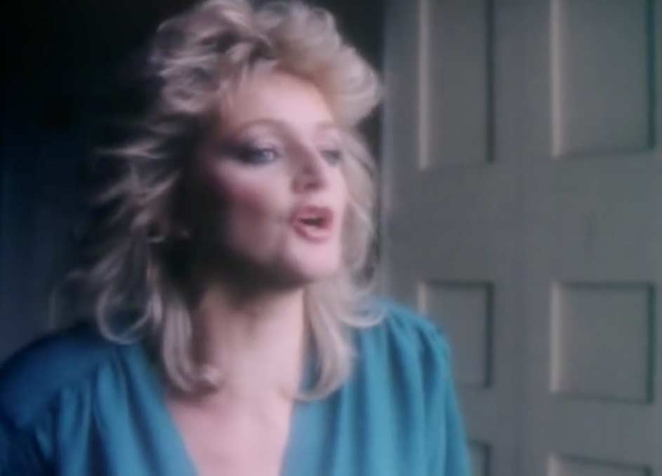 Bonnie Tyler - Have You Ever Seen The Rain? - Official Music Video.