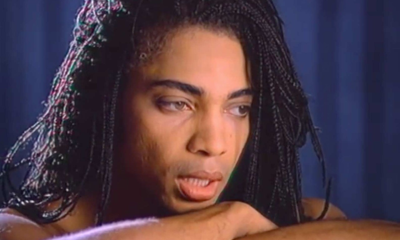 Terence Trent D'Arby - Sign Your Name - Official Music Video