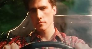 O.M.D. - Orchestral Manoeuvres In The Dark - Souvenir - Official Music Video.
