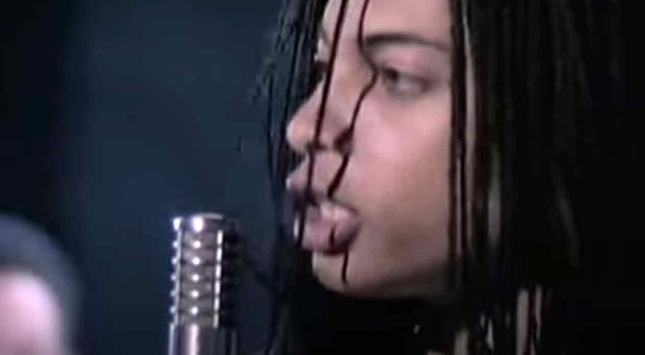 Terence Trent D'Arby - If You Let Me Stay - Official Music Video