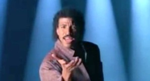 Lionel Richie - Say You, Say Me - Official Music Video