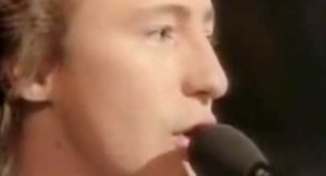Julian Lennon - Too Late for Goodbyes - Official Music Video.