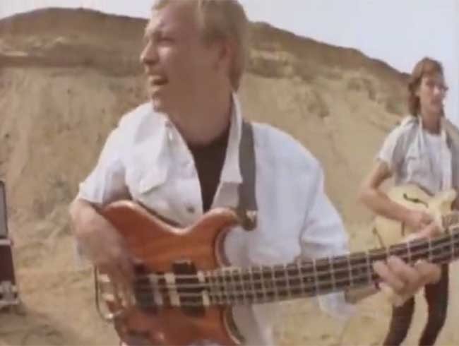 Level 42 - Sun Goes Down - Official Music Video