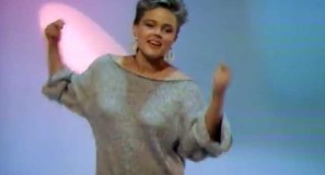 The Go-Go's - Head Over Heels - Official Music Video