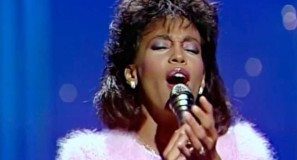 Whitney Houston - You Give Good Love - Music Video