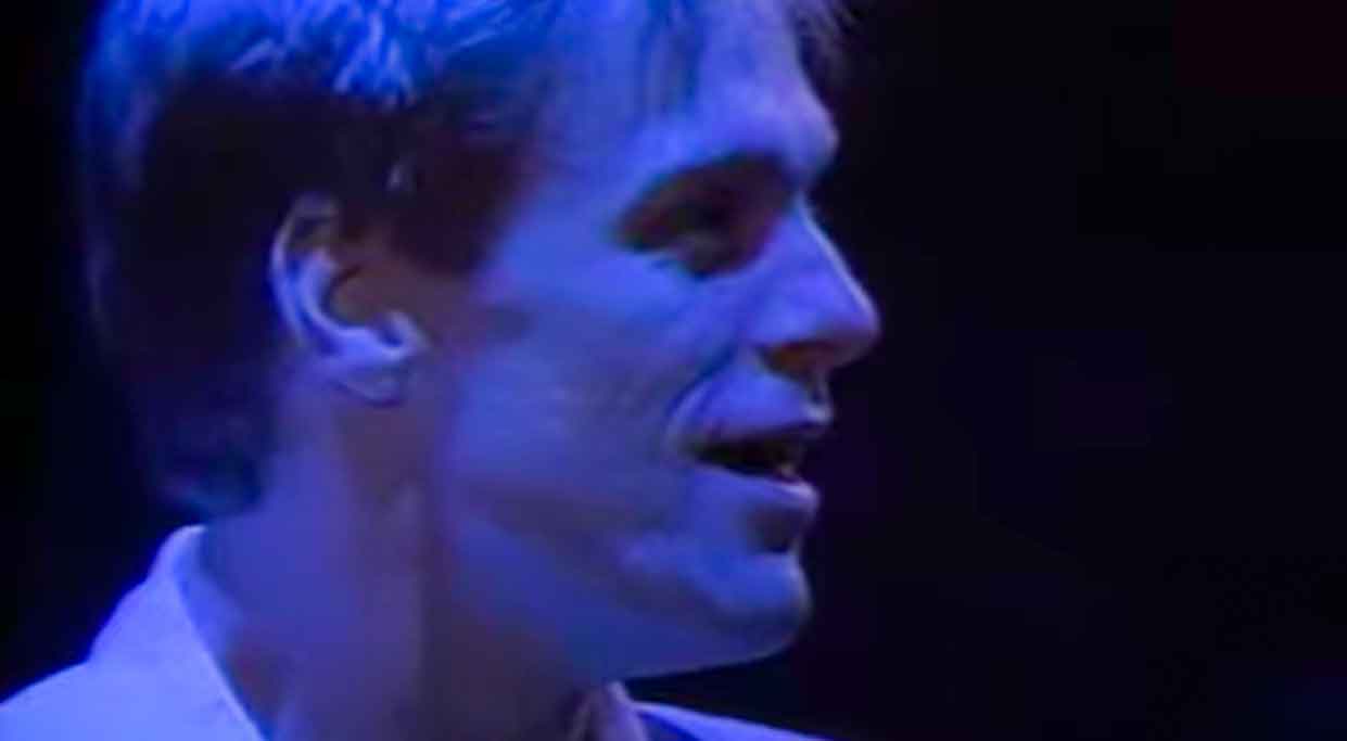 Bryan Adams - Hearts On Fire - Official Music Video