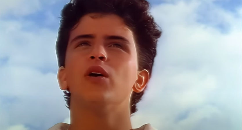 Glenn Mederios - Nothing's Gonna Change My Love For You - Music Video