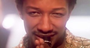 Kool & The Gang - Fresh - Official Music Video