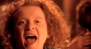 Simply Red - It's Only Love - Official Music Video