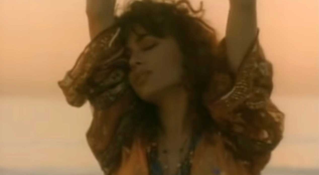 The Bangles Eternal Flame Official Music Video.jpg