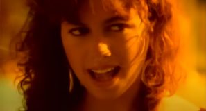 The Bangles - Manic Monday - Official Music Video.