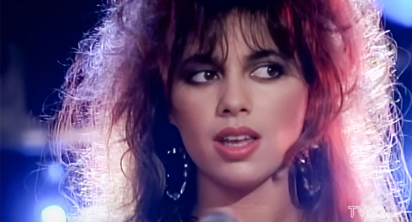 Bangles Walk Like The Egyptian