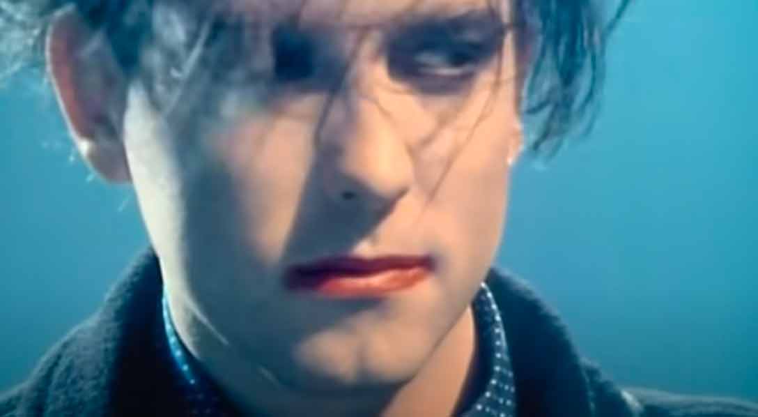 The Cure - Fascination Street - Official Music Video