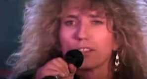 Whitesnake - Give Me All Your Love - Official Music Video