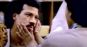Lionel Richie - Hello - Official Music Video