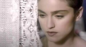 Madonna - La Isla Bonita