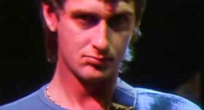 Mike Oldfield feat. Maggie Reilly - To France - Official Music Video