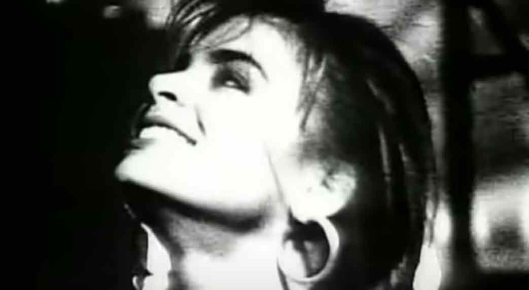 Paula Abdul - Forever Your Girl - Official Music Video.