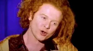 Simply Red - A New Flame