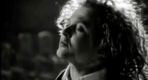 Simply Red - If You Don't Know Me By Now - Official Music Video
