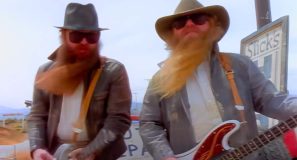 ZZ Top - Gimme All Your Lovin' - Official Music Video