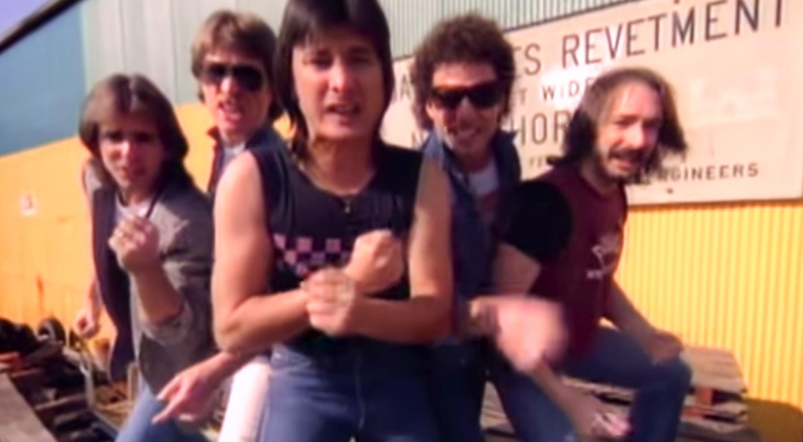 Journey - Separate Ways (Worlds Apart) - Official Music Video