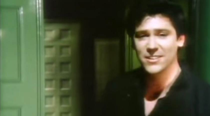 Shakin' Stevens - Green Door - Official Music Video