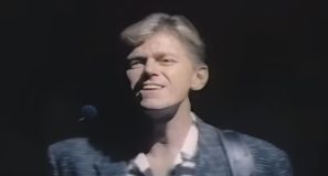 Chicago - Hard Habit To Break - Official Music Video