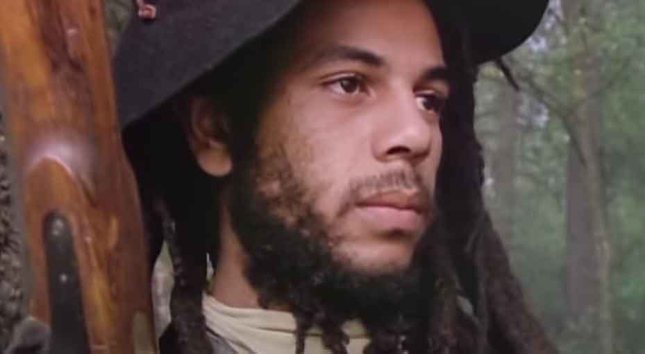 Bob Marley & The Wailers - Buffalo Soldier (Official Music Video)