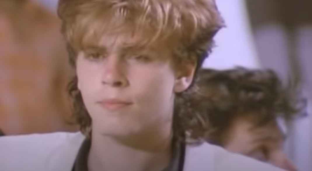 Duran Duran - Lonely In Your Nightmare - Official Music Video