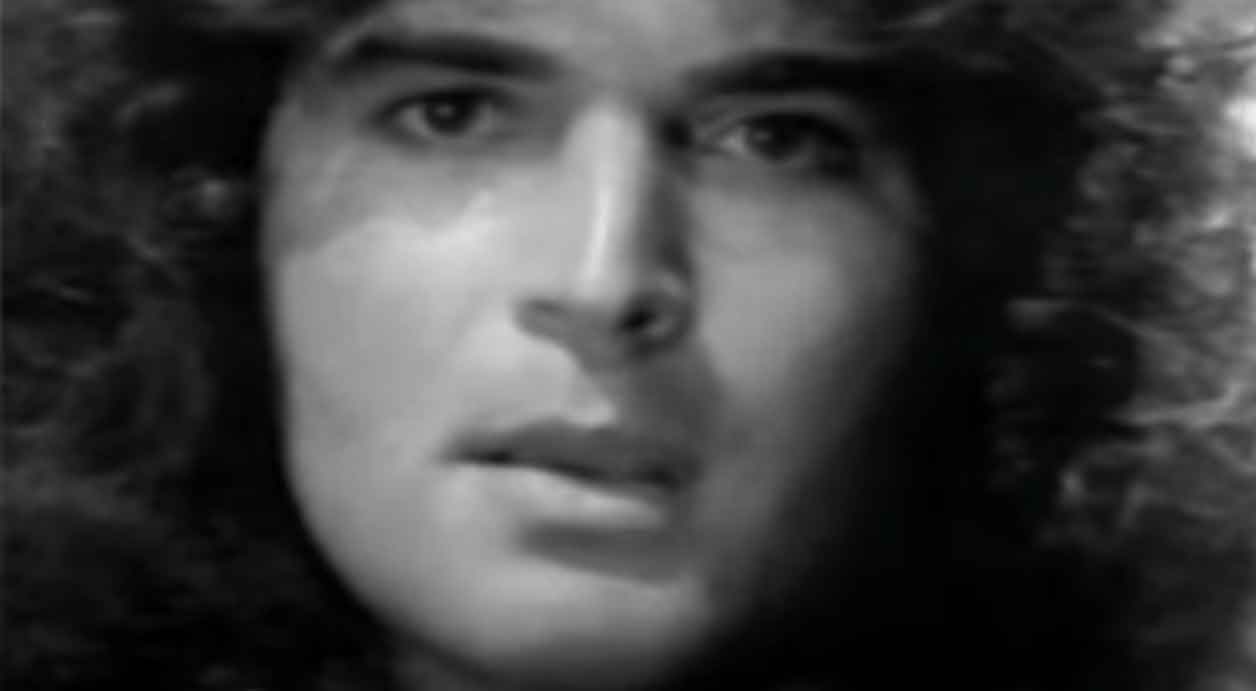 Gino Vannelli - Living Inside Myself - Official Music Video