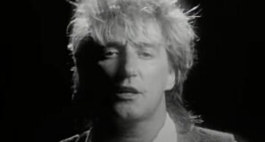 Rod Stewart - Lost in You - Official Music Video