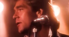Huey Lewis and The News - The Power Of Love