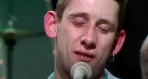 The Pogues & The Dubliners – The Irish Rover